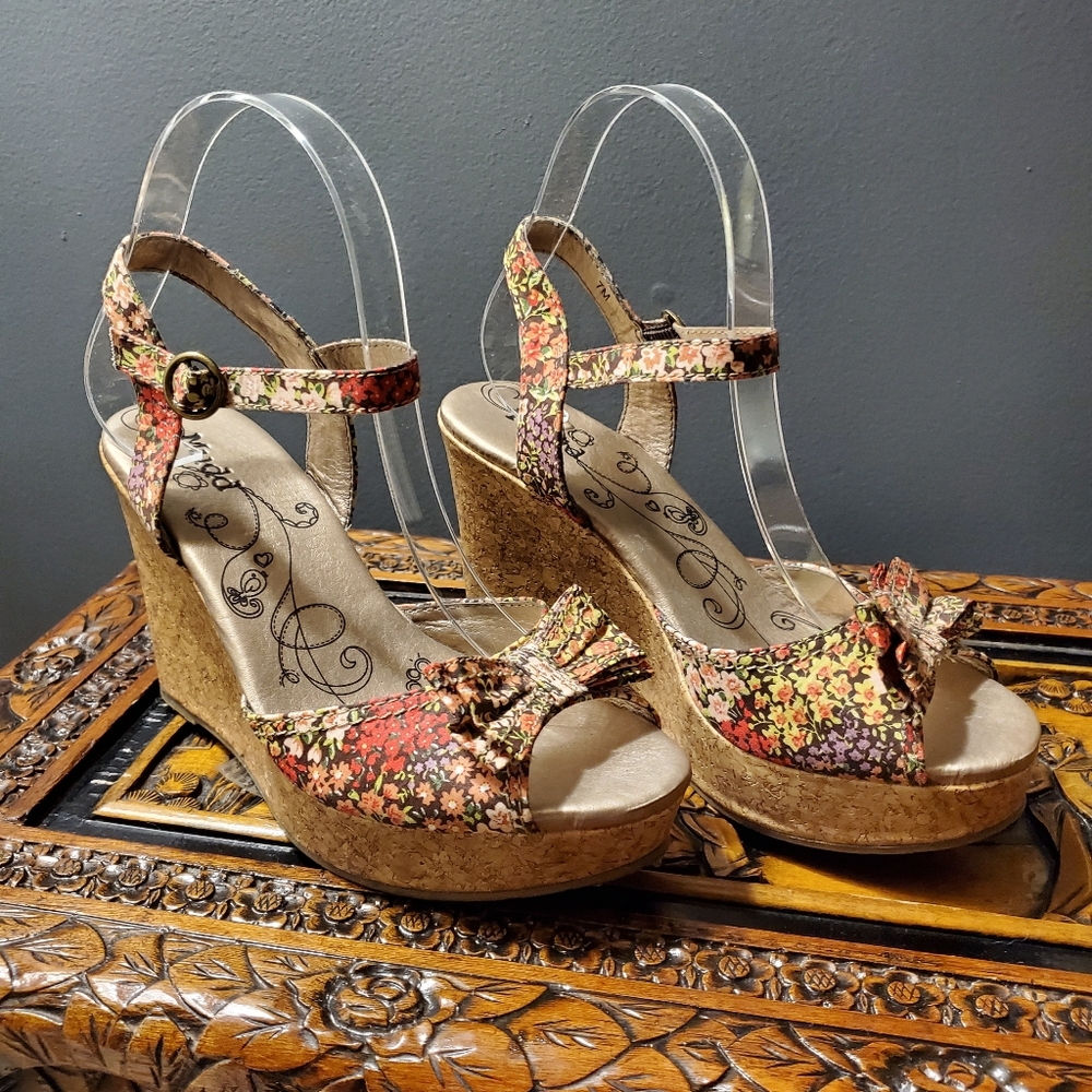 Mudd Floral Wedges